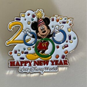 Disney LE20000 Mickey Mouse - Happy New Year 2000 Pin